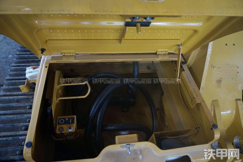 恒天九五JVR280D旋挖钻局部