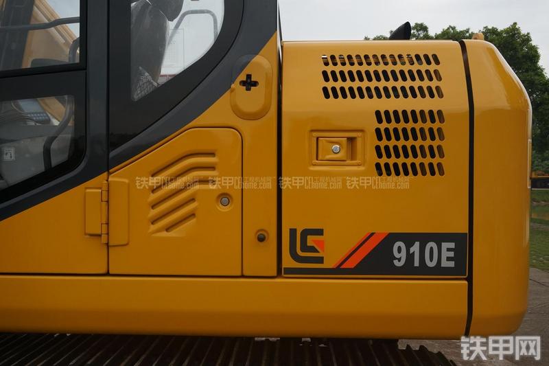 柳工CLG910E挖掘机局部