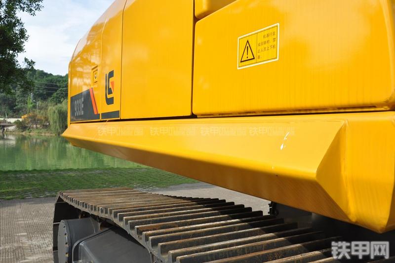 柳工CLG933E挖掘机局部