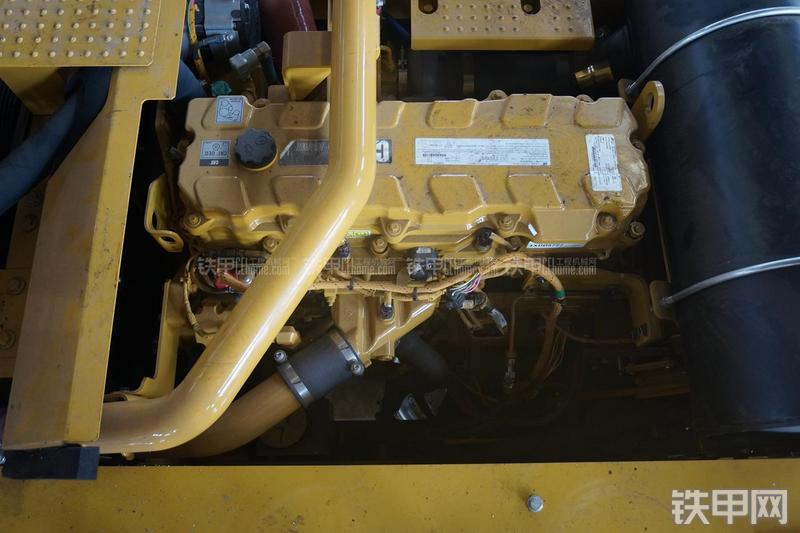 恒天九五JVR280D旋挖钻局部