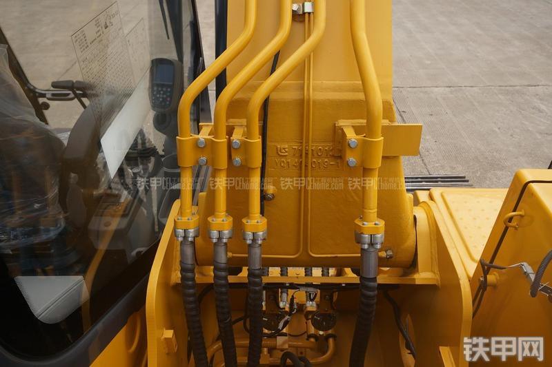 柳工CLG922E挖掘机局部