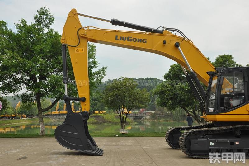 柳工CLG936E挖掘机局部