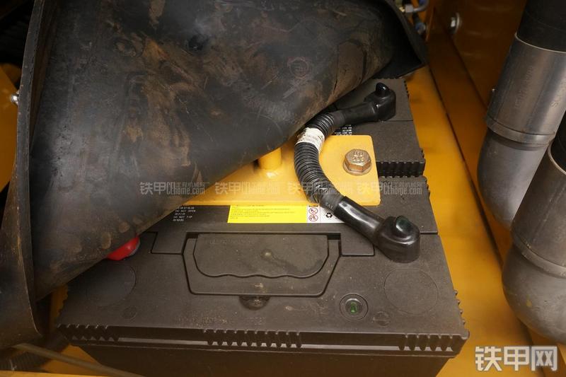 柳工CLG948E挖掘机局部