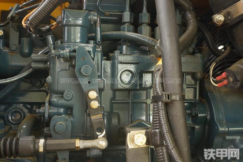 柳工CLG910E挖掘机局部