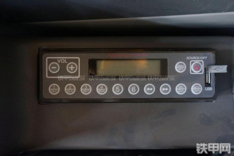 恒天九五JVR280D旋挖钻局部