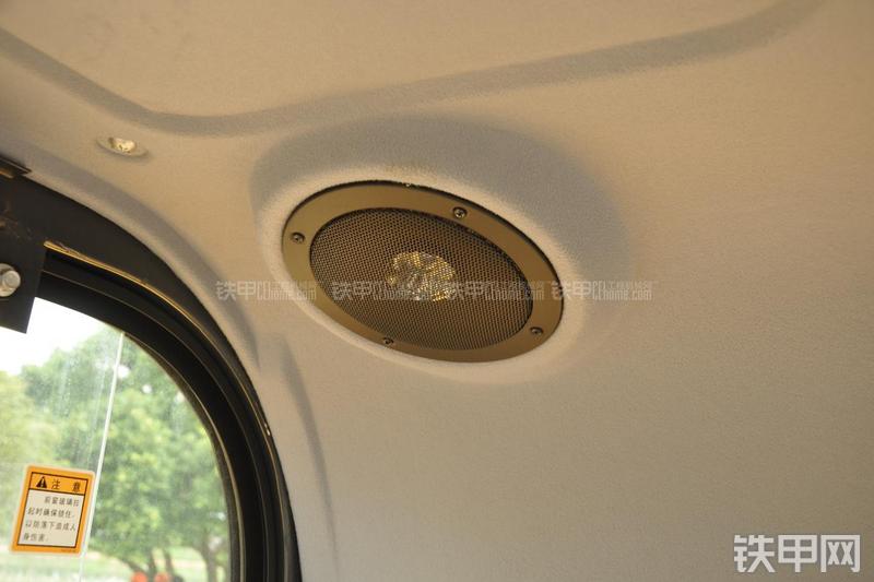 柳工CLG906D挖掘机局部