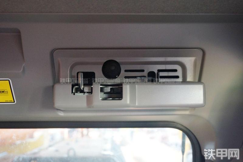 恒天九五JVR280D旋挖钻局部