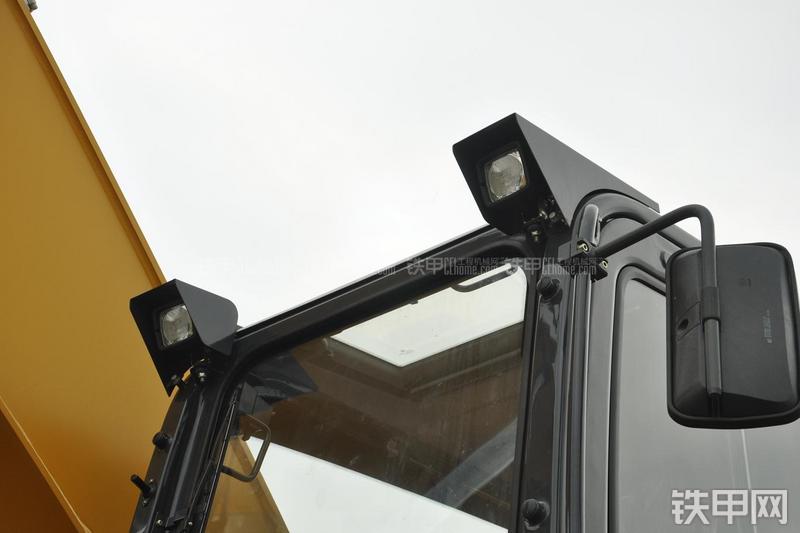 柳工CLG936E挖掘机局部