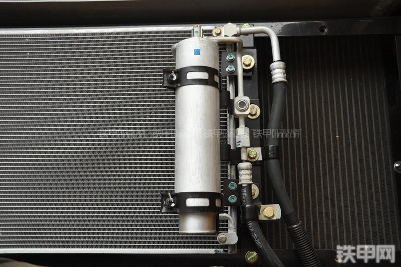 柳工CLG936E挖掘机局部