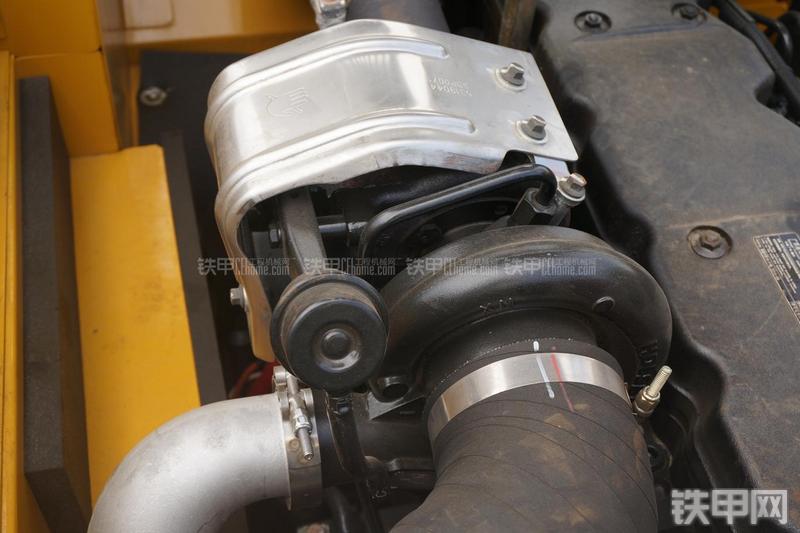 柳工CLG922E挖掘机局部