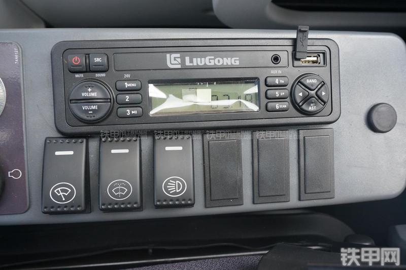 柳工CLG948E挖掘机局部