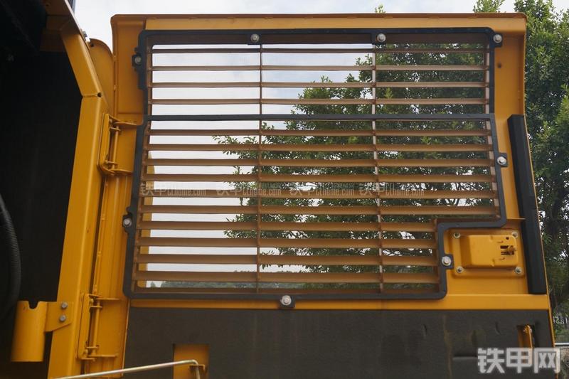 柳工CLG948E挖掘机局部