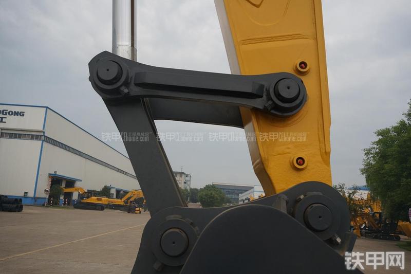 柳工CLG948E挖掘机局部