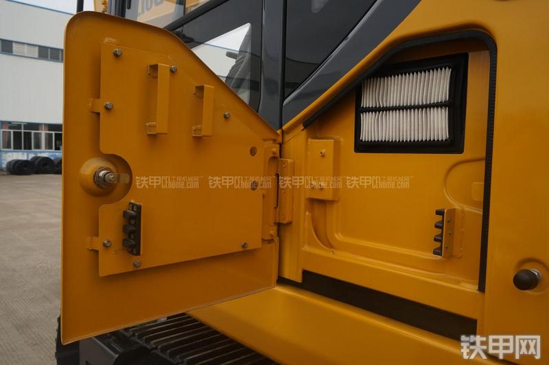 柳工CLG910E挖掘机局部