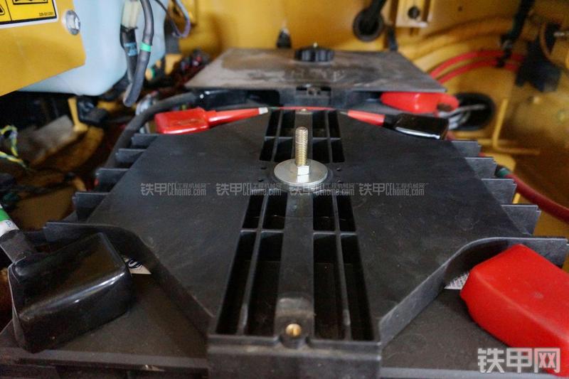 恒天九五JVR280D旋挖钻局部