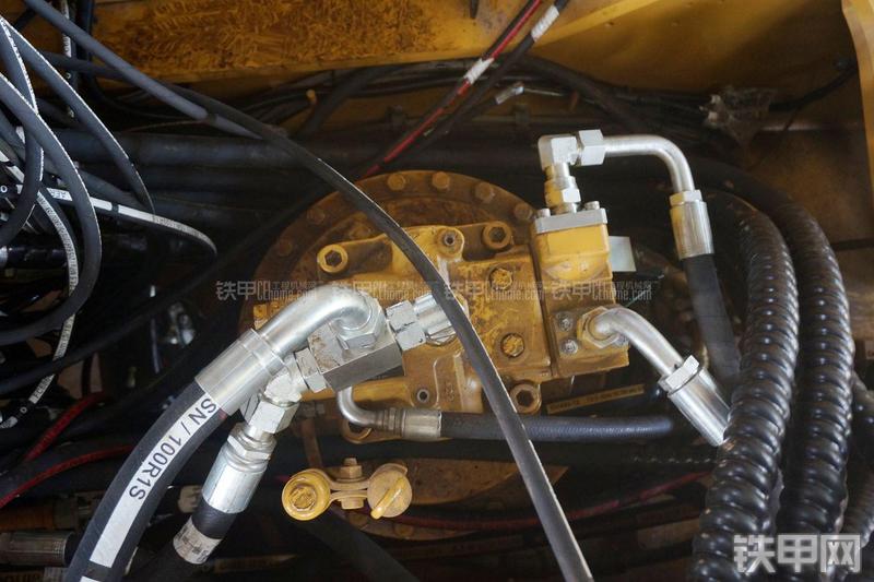 恒天九五JVR280D旋挖钻局部