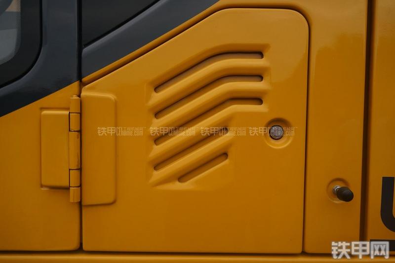 柳工CLG910E挖掘机局部