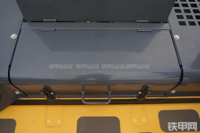 柳工CLG948E挖掘机局部