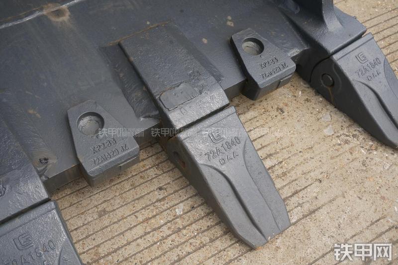 柳工CLG948E挖掘机局部