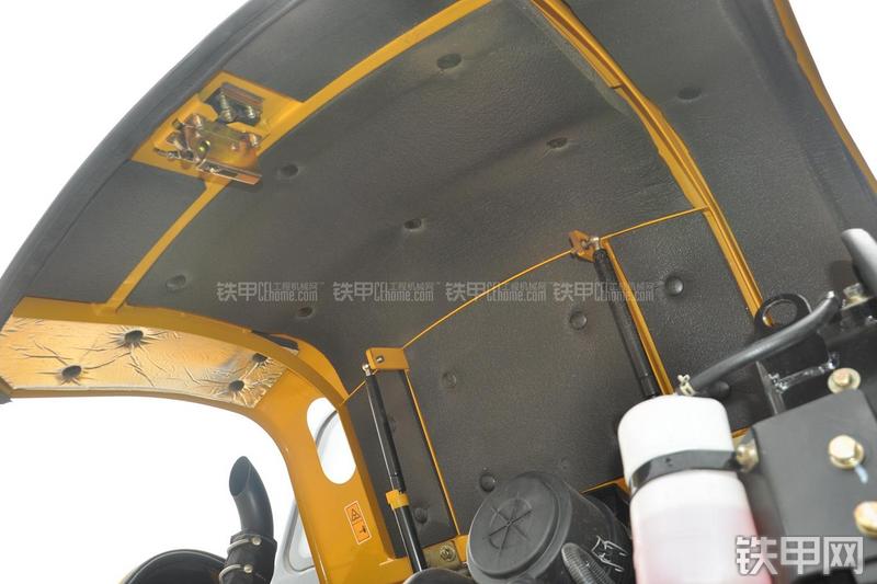 柳工CLG906D挖掘机局部