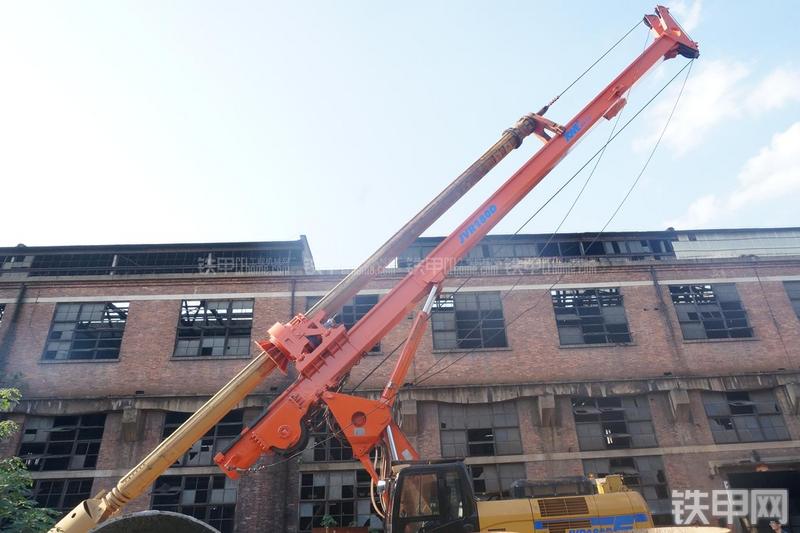 恒天九五JVR280D旋挖钻整机外观