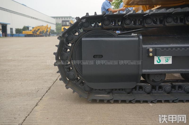 柳工CLG910E挖掘机局部