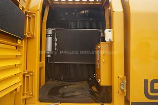 柳工CLG910E挖掘机局部