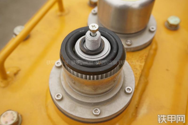 柳工CLG948E挖掘机局部