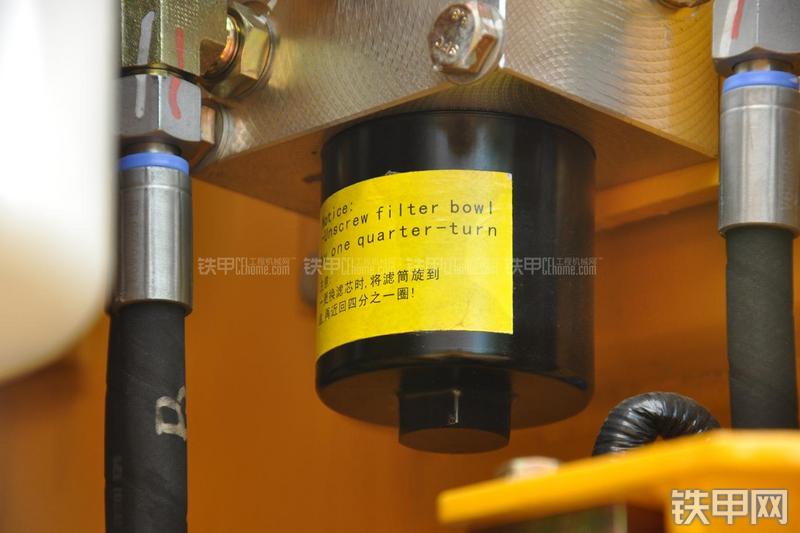 柳工CLG936E挖掘机局部