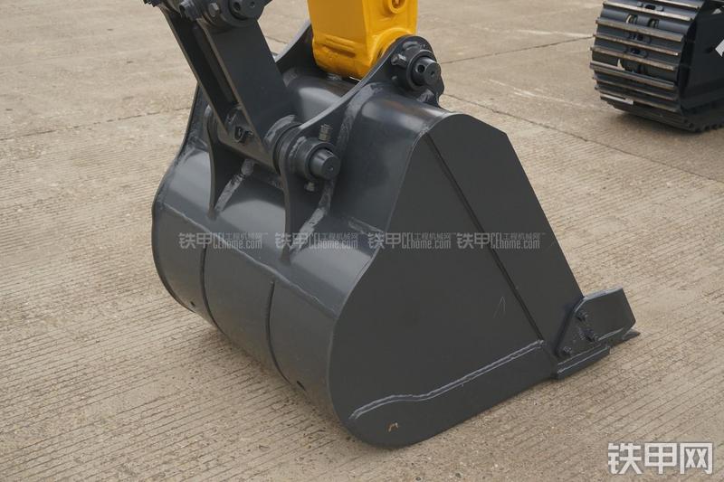 柳工CLG910E挖掘机局部