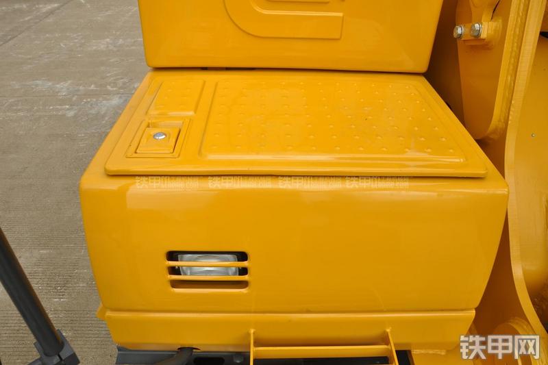 柳工CLG936E挖掘机局部