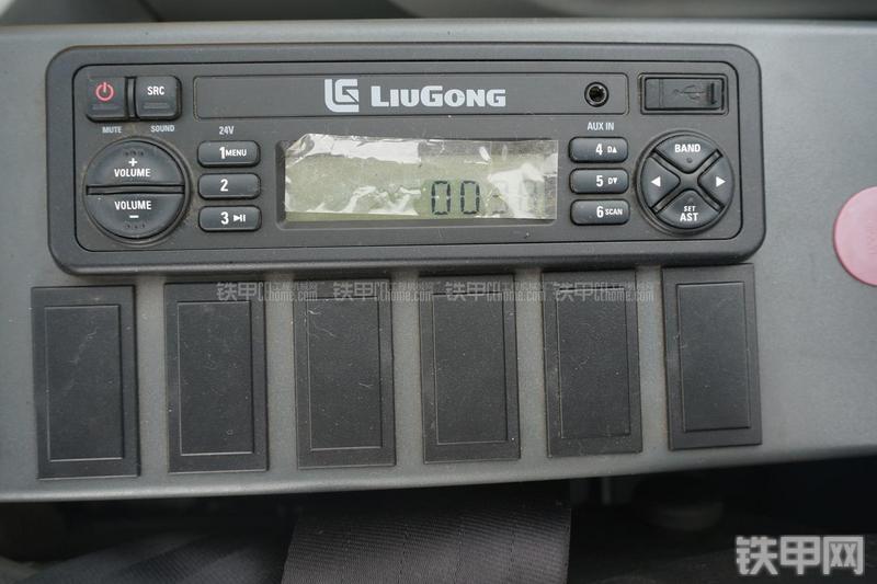 柳工CLG910E挖掘机局部