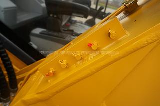 柳工CLG910E挖掘机局部