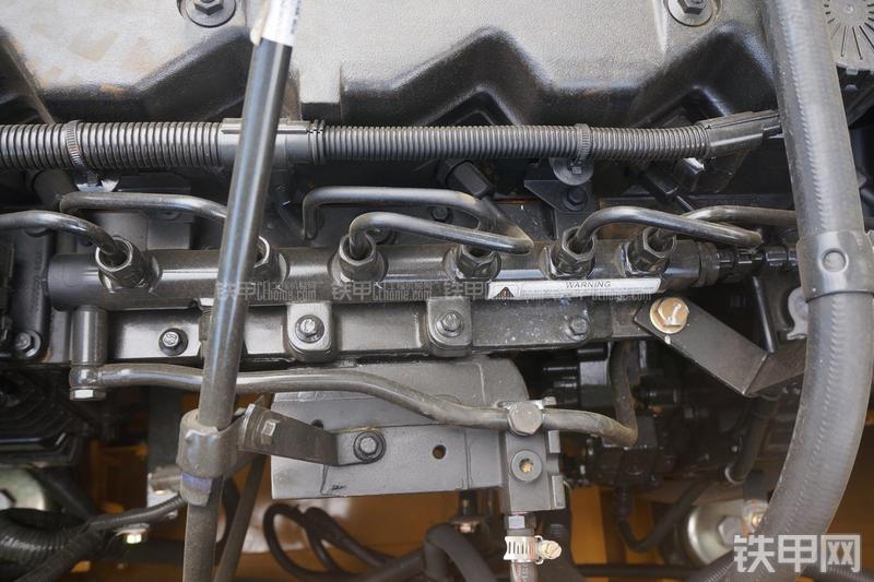 柳工CLG922E挖掘机局部