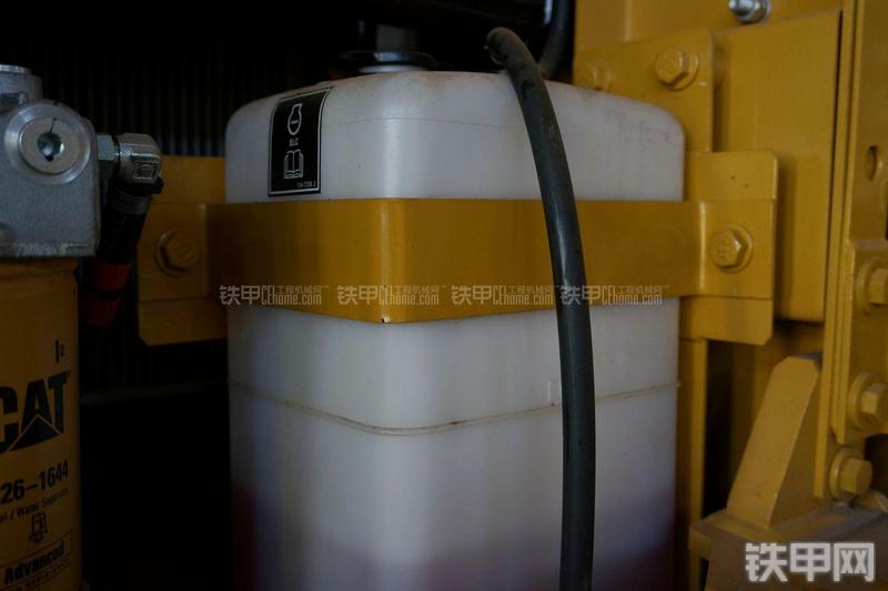 恒天九五JVR280D旋挖钻局部