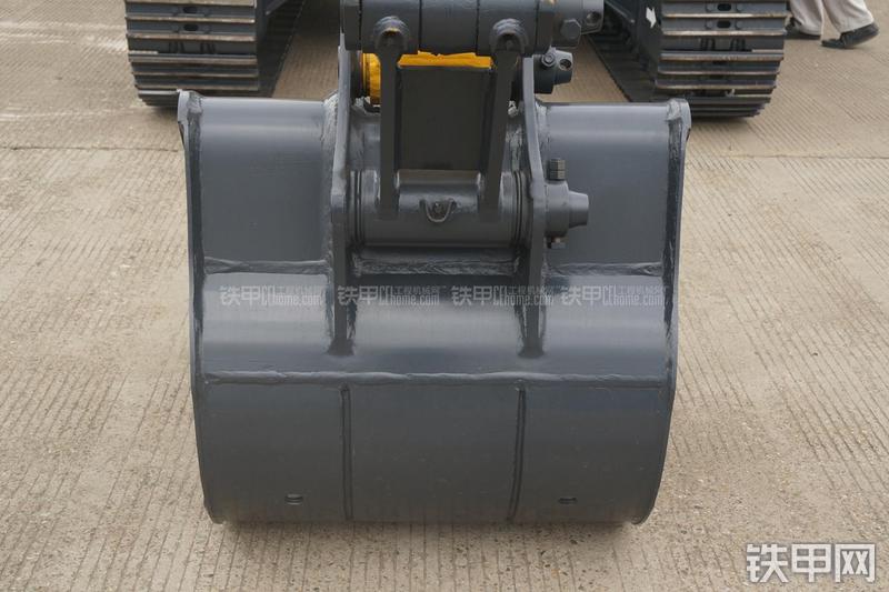 柳工CLG910E挖掘机局部