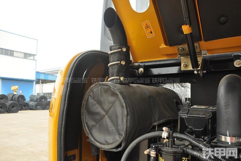 柳工CLG906D挖掘机局部