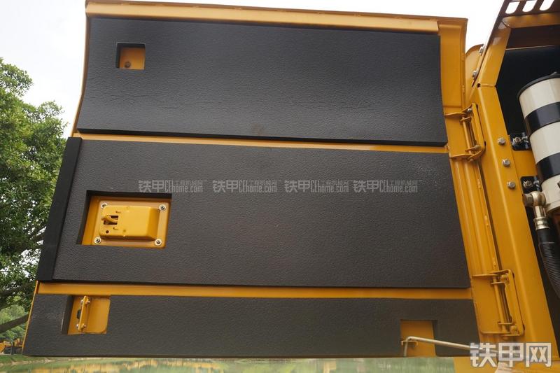 柳工CLG948E挖掘机局部