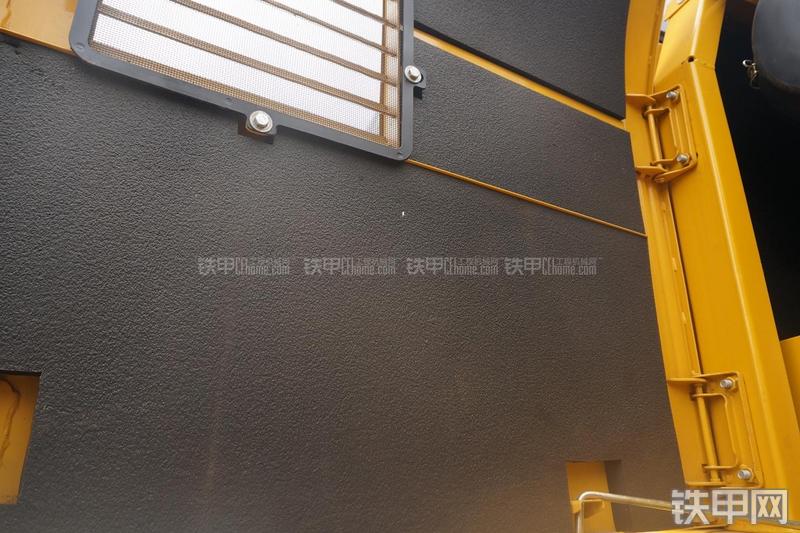 柳工CLG948E挖掘机局部