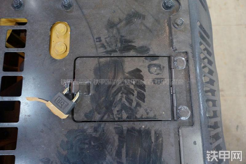 恒天九五JVR280D旋挖钻局部