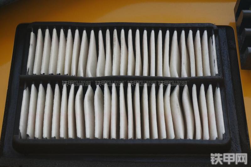 柳工CLG948E挖掘机局部