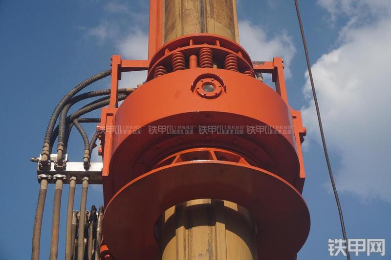 恒天九五JVR280D旋挖钻局部