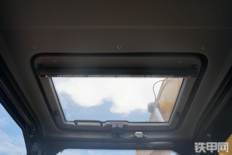 柳工CLG936E挖掘机局部