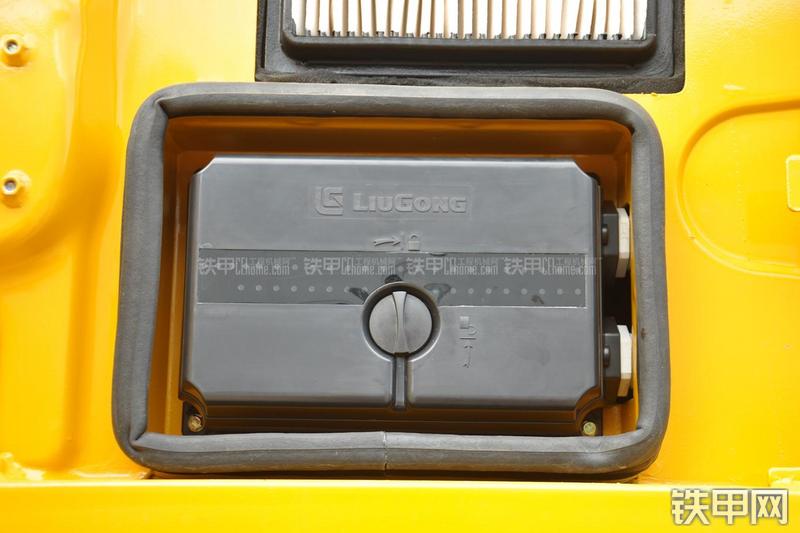 柳工CLG936E挖掘机局部