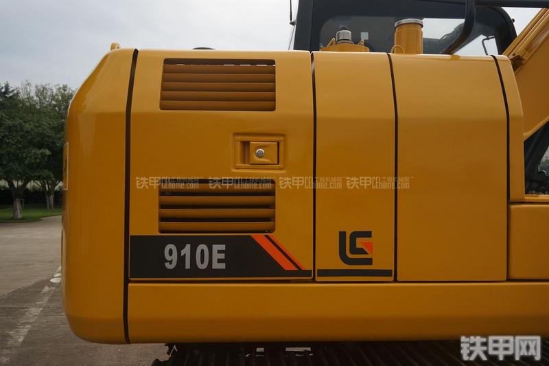 柳工CLG910E挖掘机局部