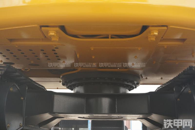 柳工CLG910E挖掘机局部