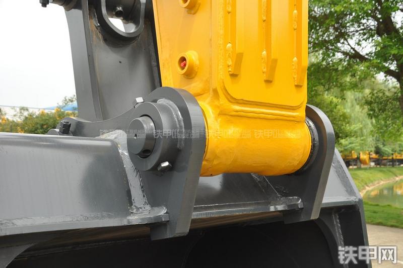 柳工CLG936E挖掘机局部