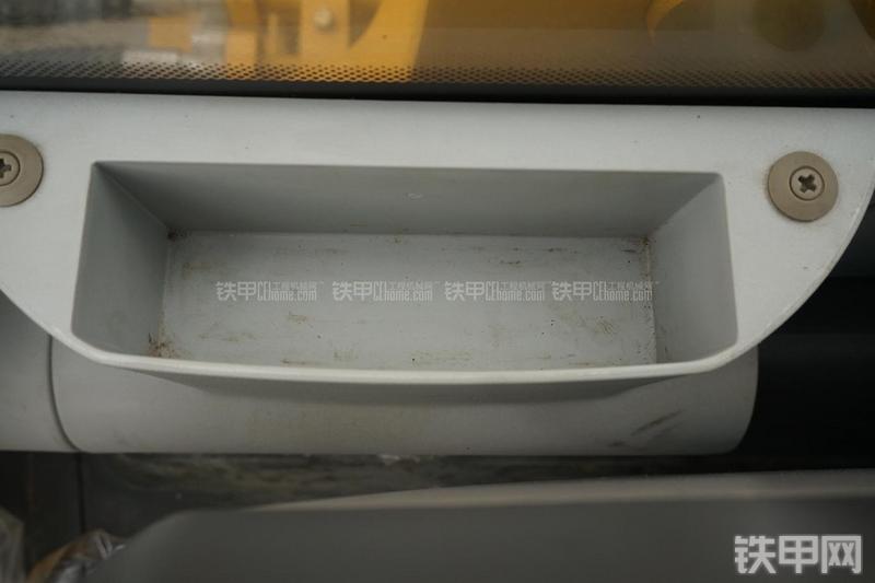 柳工CLG910E挖掘机局部