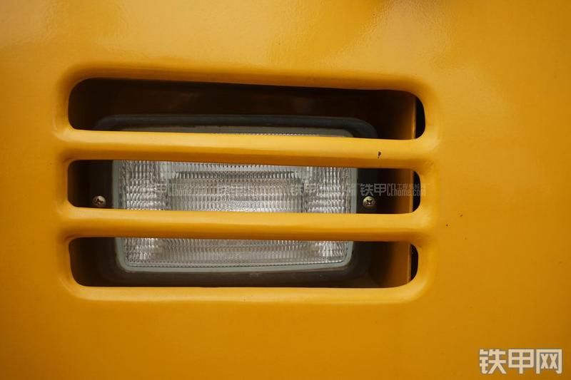 柳工CLG948E挖掘机局部