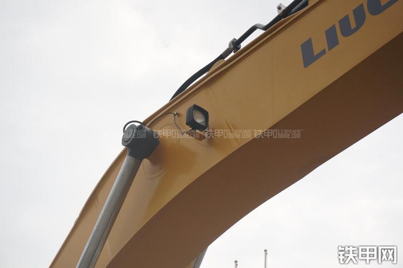 柳工CLG948E挖掘机局部